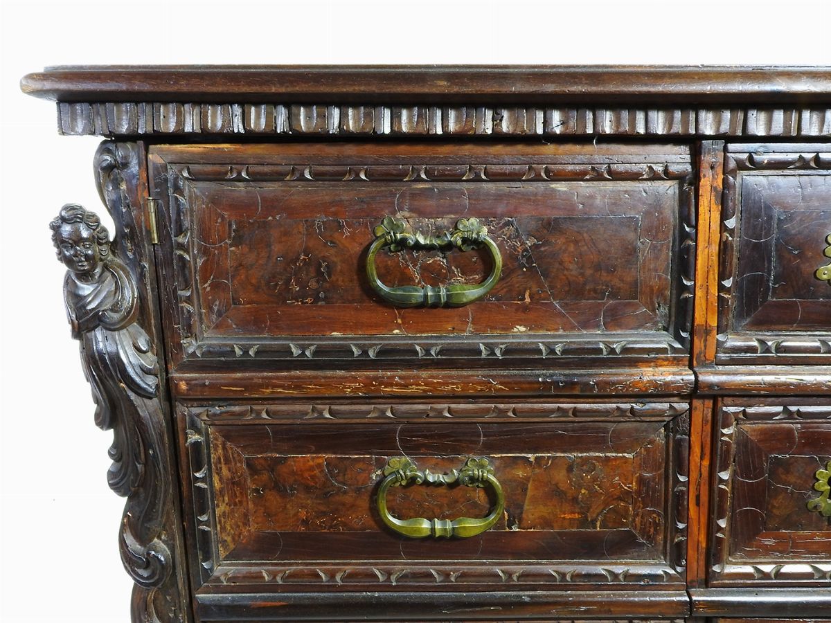 Cassettone a Credenza in Noce e Impiallacciata in Radica