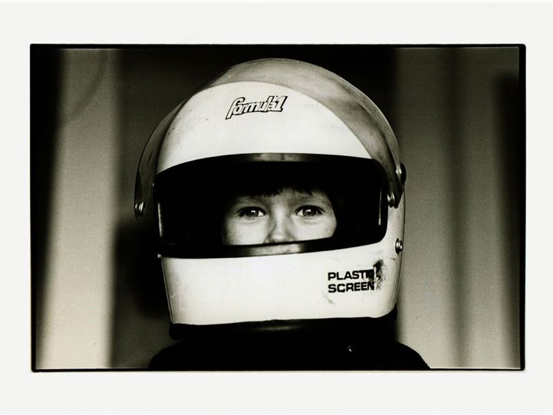 Marcello Arfini e Chiara Visconti - Bimbo con Casco da Formula1 1981