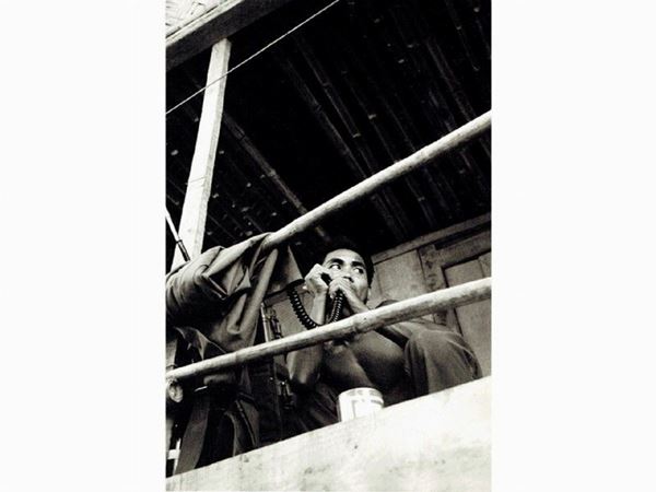 Calogero Cascio : Laos 1970  ((1930-2015))  - Asta Fotografie tra Ottocento e Novecento - Maison Bibelot - Casa d'Aste Firenze - Milano