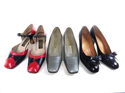 Lotto di Tre Paia di Scarpe