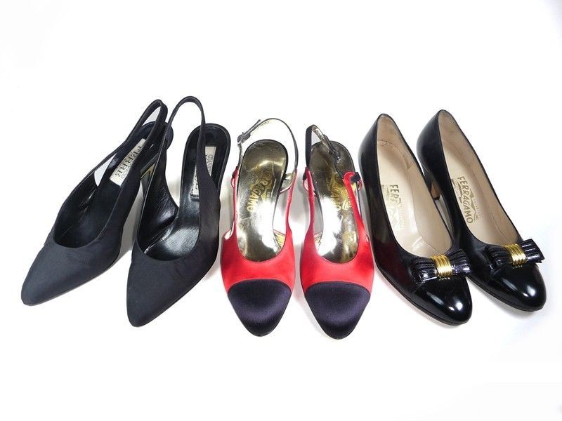 Lotto di Tre Paia di Scarpe