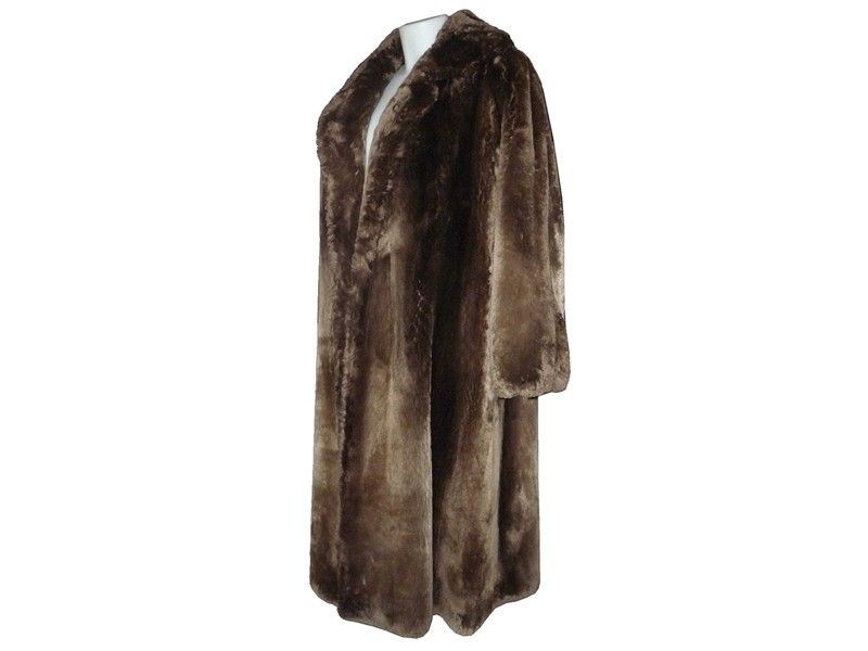Lungo Cappotto in Castoro