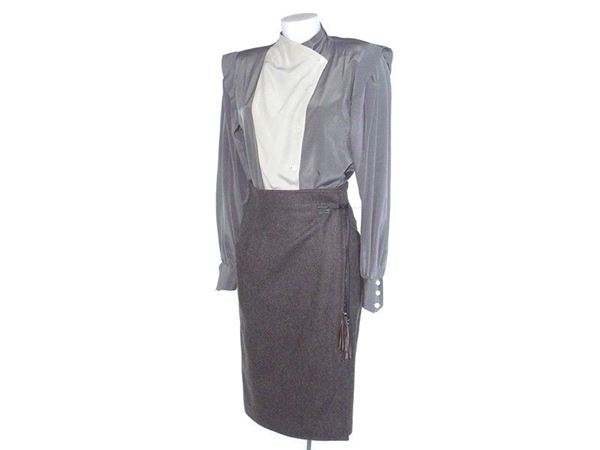 Grey wool and silk suit