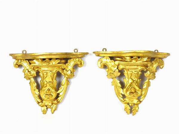 Pair of Giltwood Wall Shelves  (mid 19th Century)  - Auction The collector's house: Antique, Modern and Oriental Art - Lots: 450-673 - III - Maison Bibelot - Casa d'Aste Firenze - Milano
