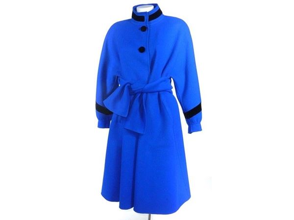 Cappotto in lana blu elettrico