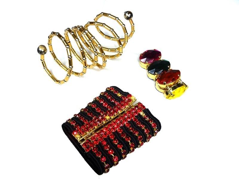 Lotto Composto da Tre Bracciali Bijoux
