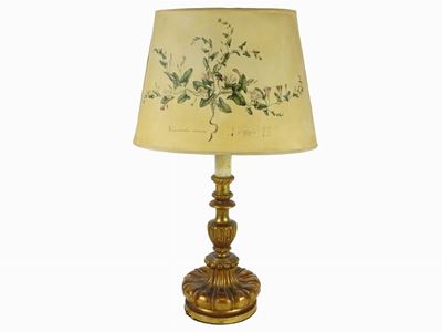 Lampada da Tavolo in Legno Intagliato e Dorato