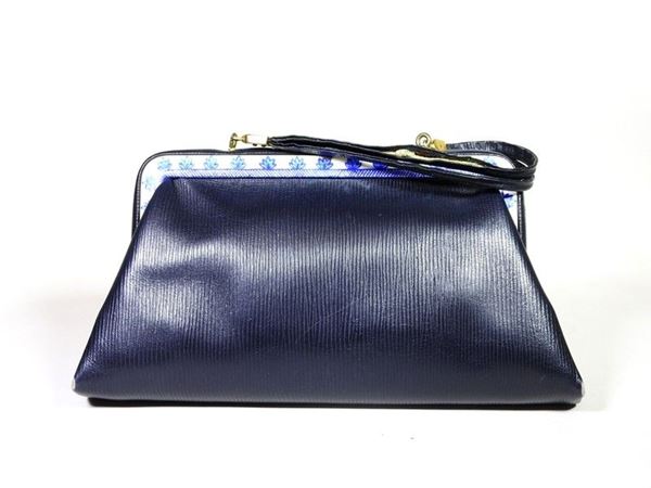 Blue leathe handbag