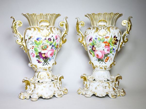 Pair of Painted Porcelain Vases  (France, mid 19th Century)  - Auction Curiosities from the Home of a Collector - III - Maison Bibelot - Casa d'Aste Firenze - Milano
