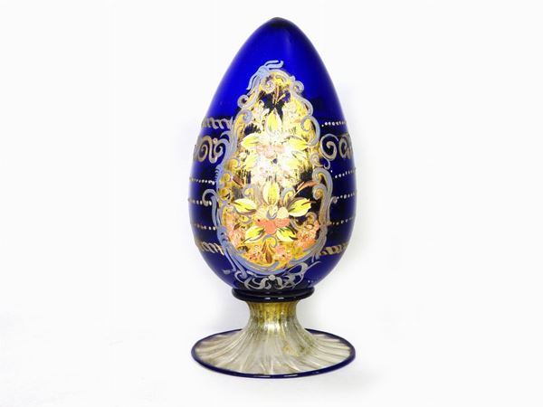 Uovo in cristallo blu  - Asta Curiosità dalla dimora di un collezionista - III - Maison Bibelot - Casa d'Aste Firenze - Milano