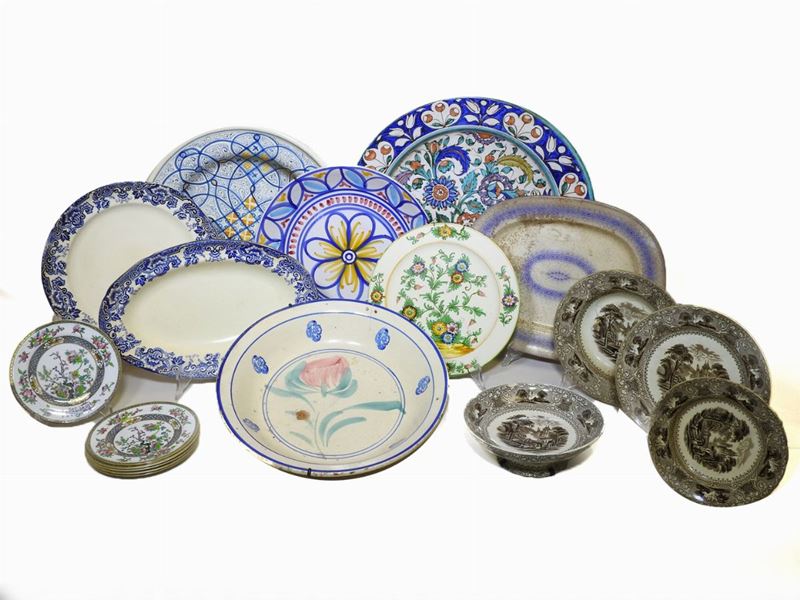 Lotto di Oggetti in Porcellana, Ceramica e Terraglia