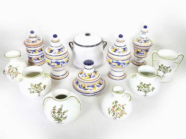 Lotto di oggetti in ceramica  - Asta Curiosità dalla dimora di un collezionista - III - Maison Bibelot - Casa d'Aste Firenze - Milano