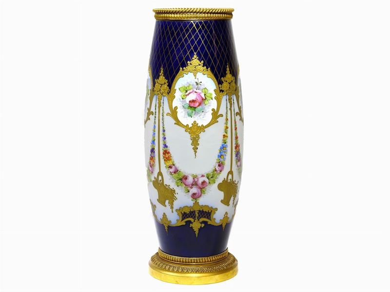 Vaso in Porcellana Francese
