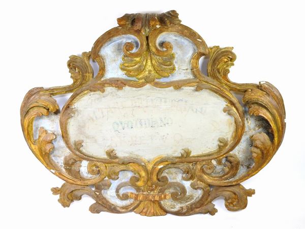 Giltwood and Lacquered Cartouche  (18th/19th Century)  - Auction Curiosities from the Home of a Collector - III - Maison Bibelot - Casa d'Aste Firenze - Milano