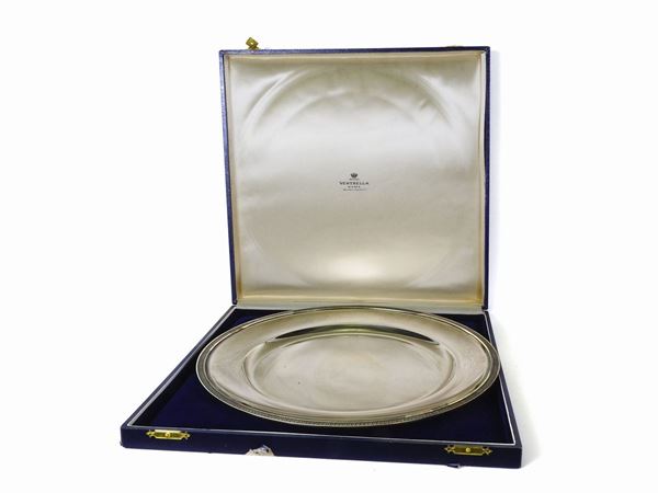 Round Silver Tray  (Ventrella, Rome)  - Auction Antique Furniture and Old Master Paintings from a house in Florence - II - Maison Bibelot - Casa d'Aste Firenze - Milano