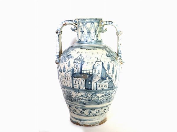 Maiolica Amphora  (Liguria, late 18th Century)  - Auction Antique Furniture and Old Master Paintings from a house in Florence - II - Maison Bibelot - Casa d'Aste Firenze - Milano