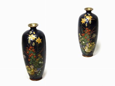 Coppia di Vasetti in Rame e Smalto Cloisonné
