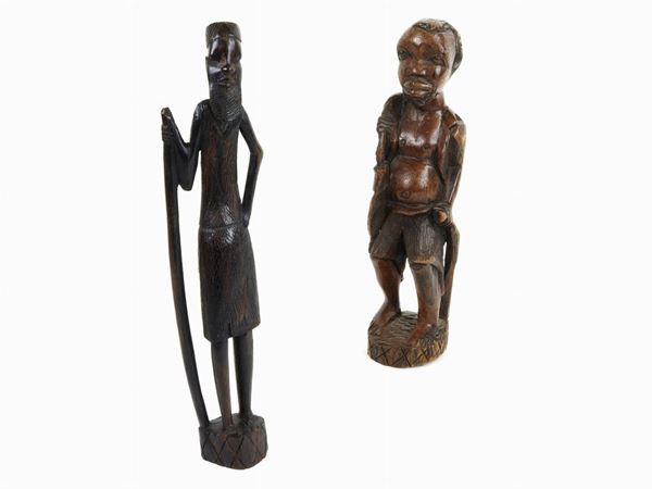 Two Carved Wooden Sculptures  (Tribal Art)  - Auction Antique Furniture and Old Master Paintings from a house in Florence - II - Maison Bibelot - Casa d'Aste Firenze - Milano