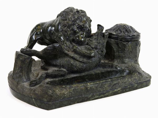 Green Marble Inkstand  - Auction Antique Furniture and Old Master Paintings from a house in Florence - II - Maison Bibelot - Casa d'Aste Firenze - Milano