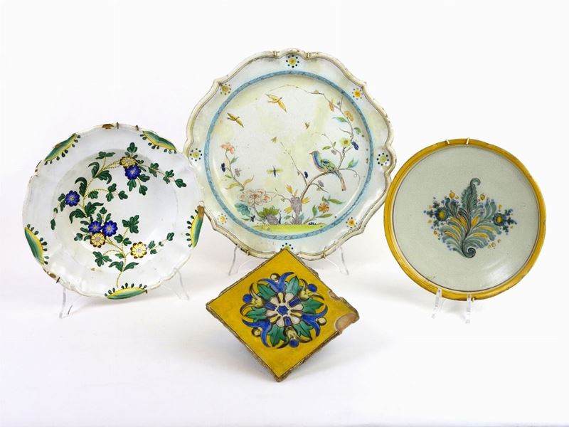 Lotto di Oggetti in Maiolica