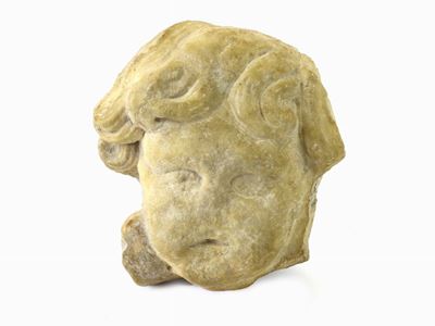 Antico Frammento in Marmo