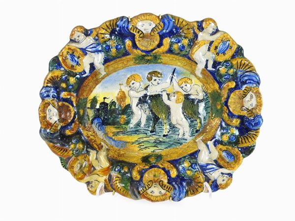 Painted Maiolica Plate  (Manufacture of Castelli, 18th Century)  - Auction Antique Furniture and Old Master Paintings from a house in Florence - II - Maison Bibelot - Casa d'Aste Firenze - Milano