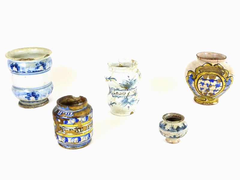 Lotto di Albarelli e Pillolieri in Maiolica
