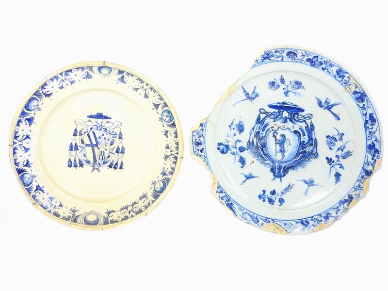 Due Piatti da Parata in Maiolica