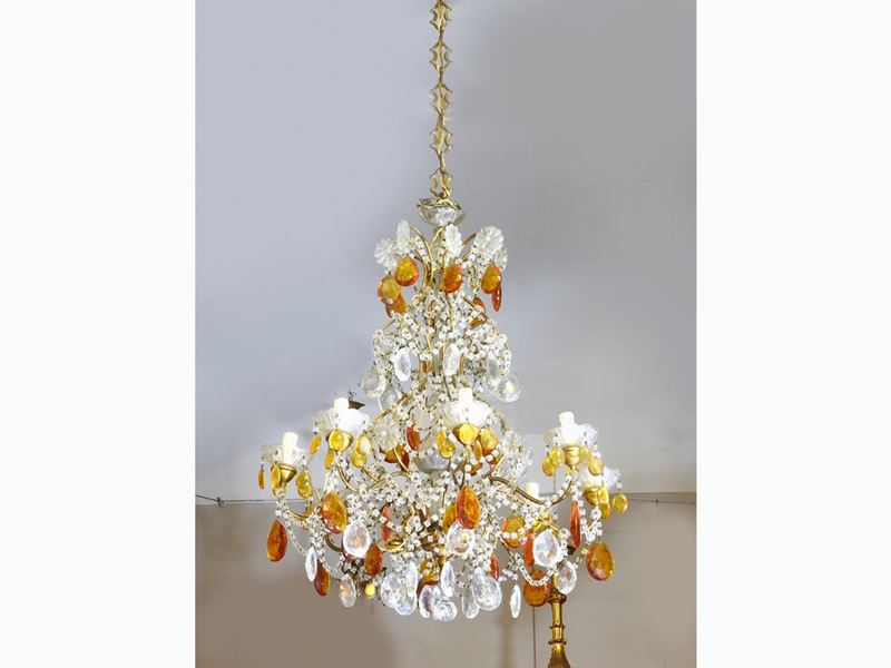 Lampadario in Metallo Dorato e Vetro
