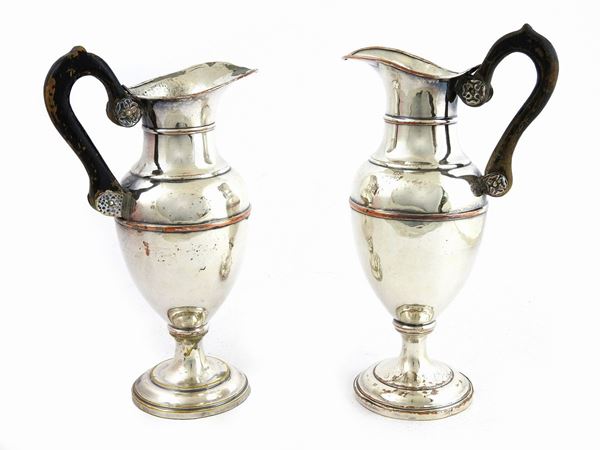 Two Silver on Copper Ewers  (mid 19th Century)  - Auction Antique Furniture and Old Master Paintings from a house in Florence - II - Maison Bibelot - Casa d'Aste Firenze - Milano