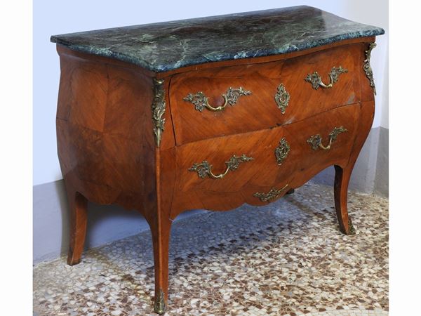 Pair of Rosewood Veneered Chest of Drawers  (first half of 20th Century)  - Auction Antique Furniture and Old Master Paintings from a house in Florence - II - Maison Bibelot - Casa d'Aste Firenze - Milano