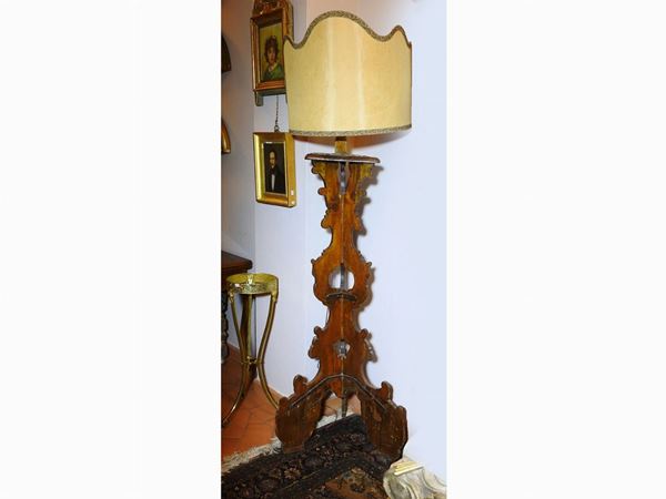 Softwood Pricket  - Auction Antique Furniture and Old Master Paintings from a house in Florence - II - Maison Bibelot - Casa d'Aste Firenze - Milano