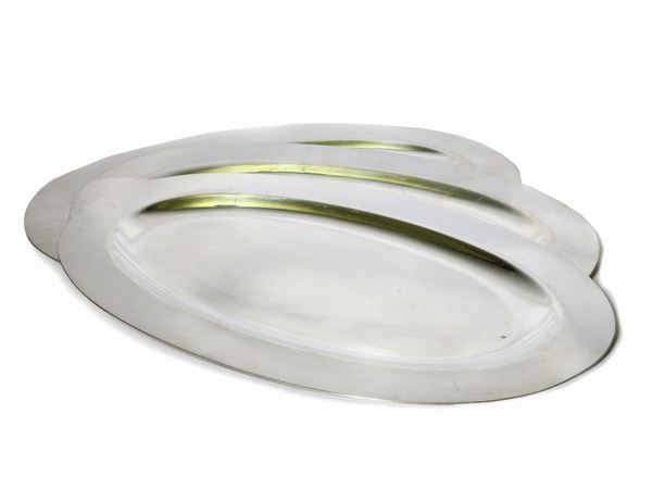 A Set of Three Silver-plated Oval Trays
