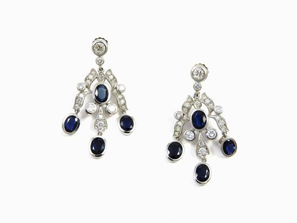 White gold ear pendants with diamonds and sapphires  - Auction Important Jewels and Watches - II - Maison Bibelot - Casa d'Aste Firenze - Milano