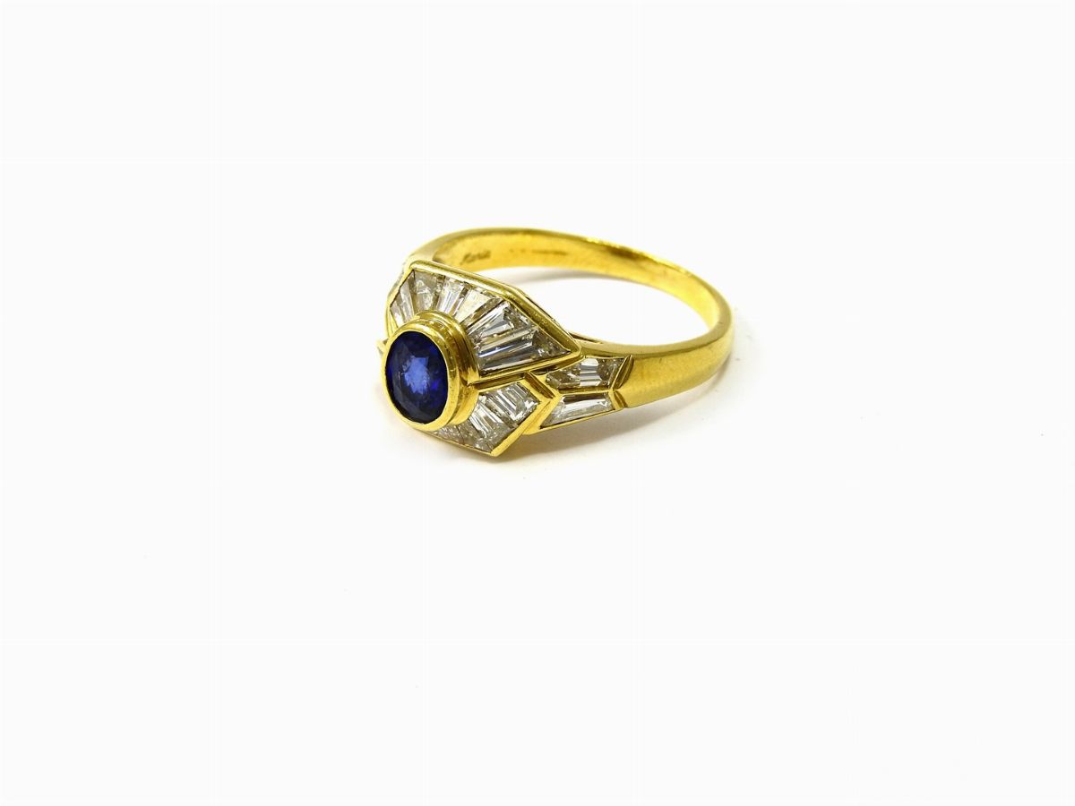 Anello in Oro Giallo, Diamanti e Zaffiro