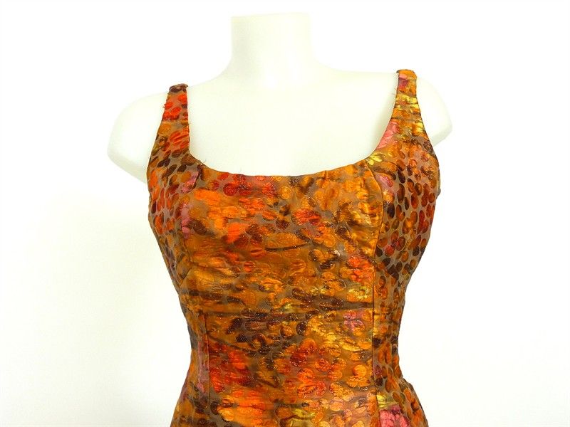 Abito da Cocktail in Seta Multicolor nei Toni Dell'arancio e del Rosso