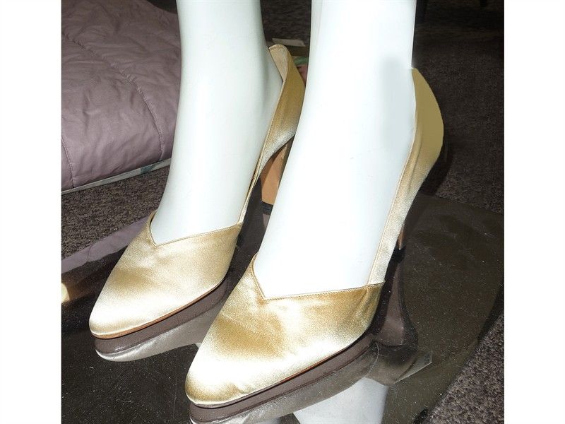 Due Paia di Scarpe in Seta