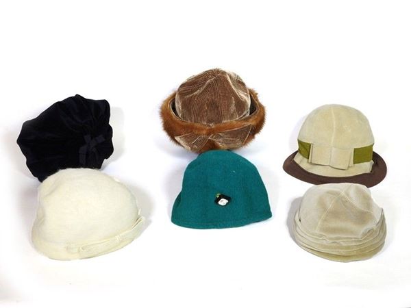 Lotto di sei cappelli
