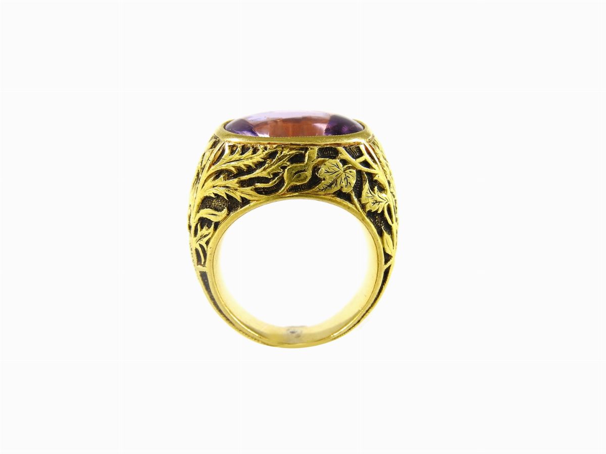 Anello a Fascia in Oro Giallo e Quarzo Ametista