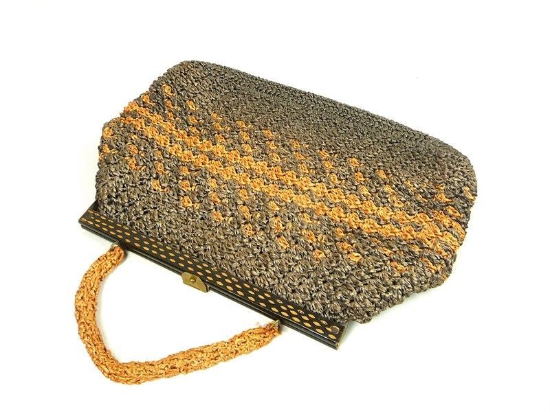 Lotto Composto da una Borsa ed un Cappello in Rafia