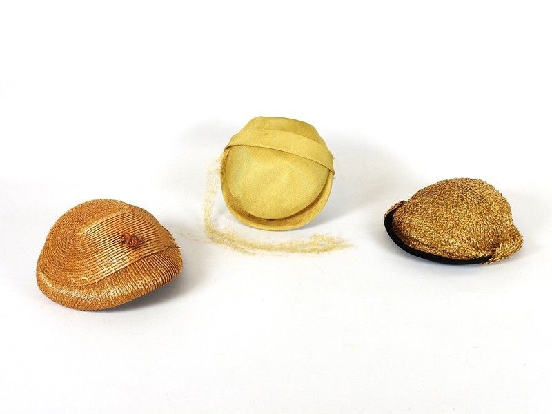Tre Cappellini in Paglia Intrecciata Beige