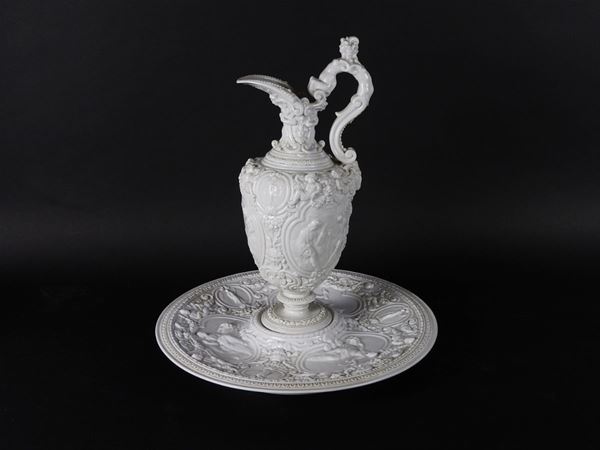 Versatoio in ceramica  - Asta Arredi e dipinti antichi / Arte Moderna e Contemporanea - III - Maison Bibelot - Casa d'Aste Firenze - Milano