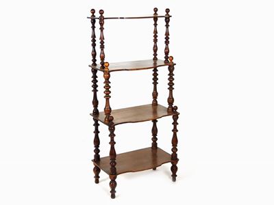 Etagere in Noce