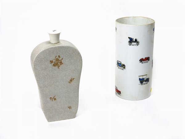 Due vasi in porcellana  - Asta Arte moderna e contemporanea / Arredi, Argenti e Dipinti Antichi - IV - Maison Bibelot - Casa d'Aste Firenze - Milano