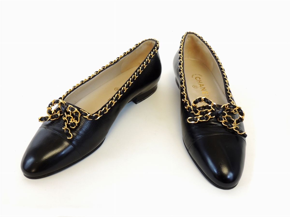 Paio di Ballerine in Pelle Nera Matelassè