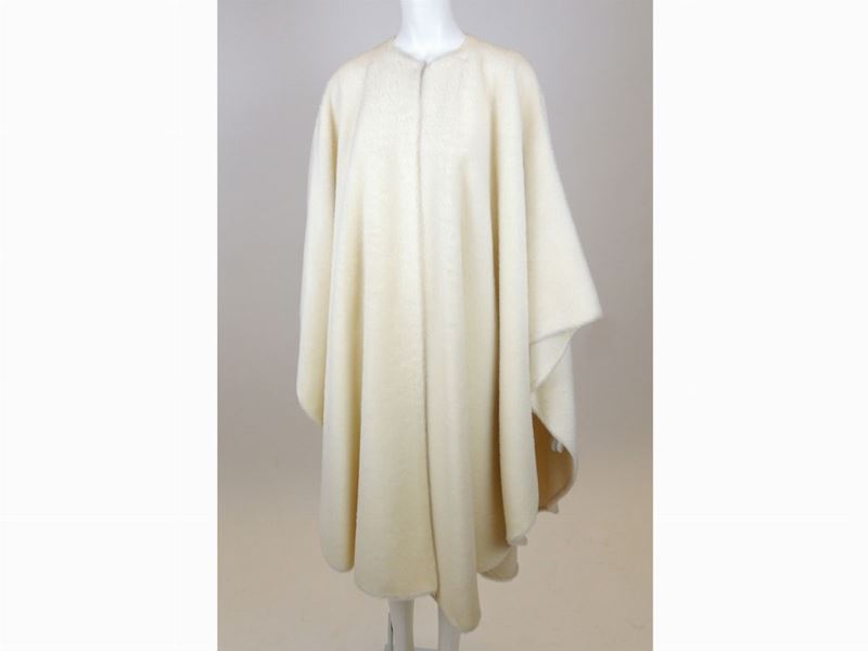 Mantella in Alpaca e Lana Bianca