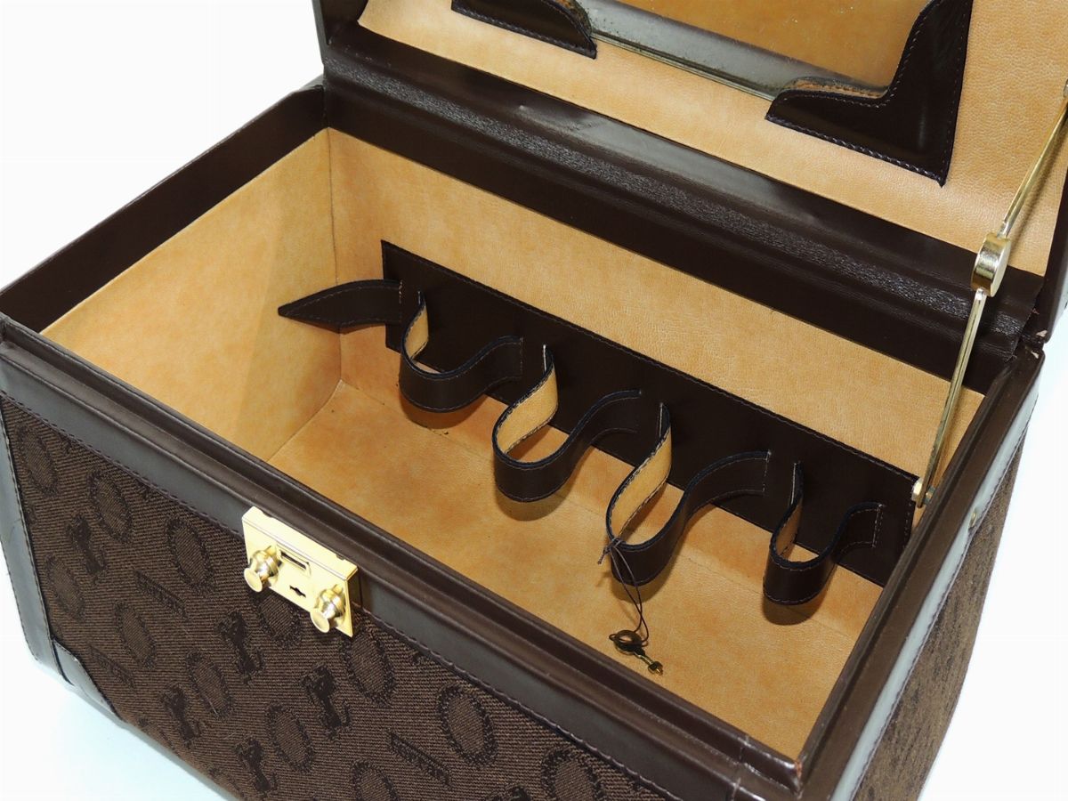Beauty Case in Tela Marrone Monogram