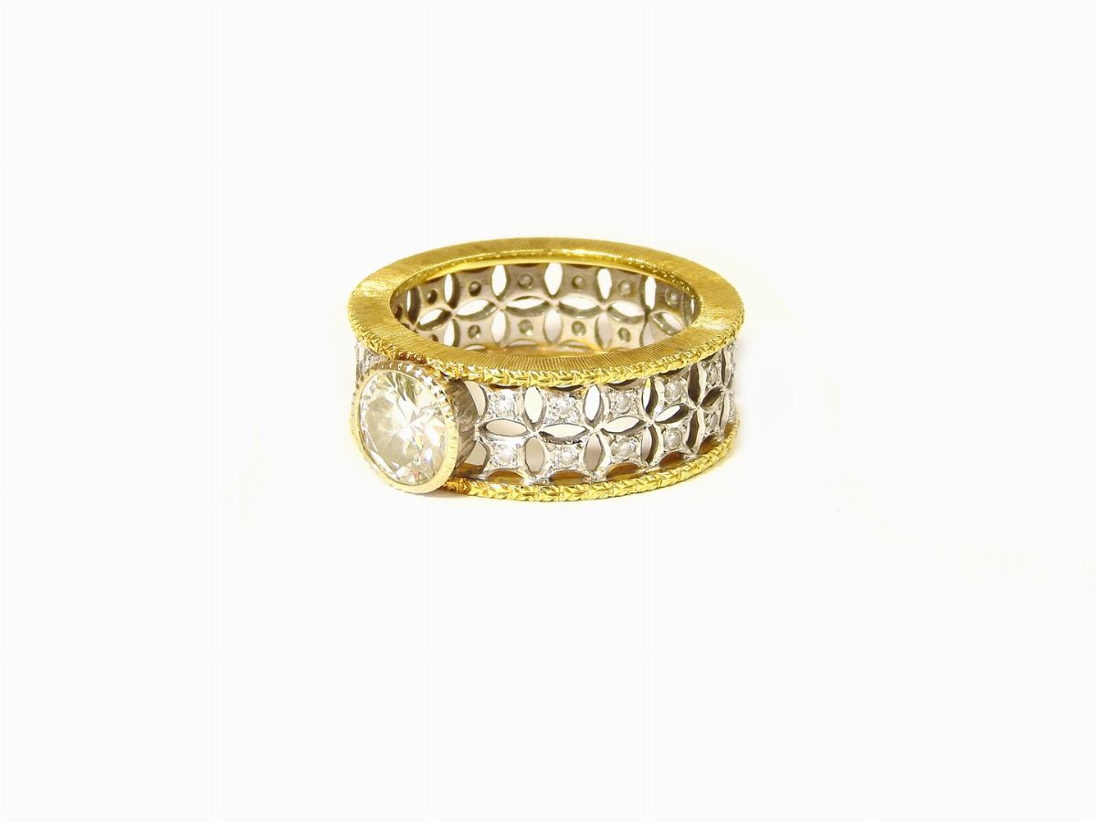 Anello a Fascia in Oro Giallo, Bianco e Diamanti