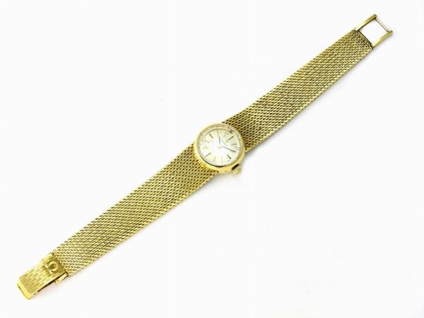 Manual yellow gold ladys wristwatch