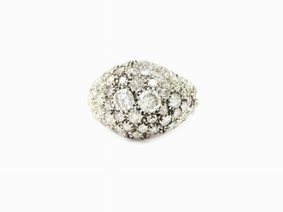 Anello in Oro Bianco e Pavé di Diamanti